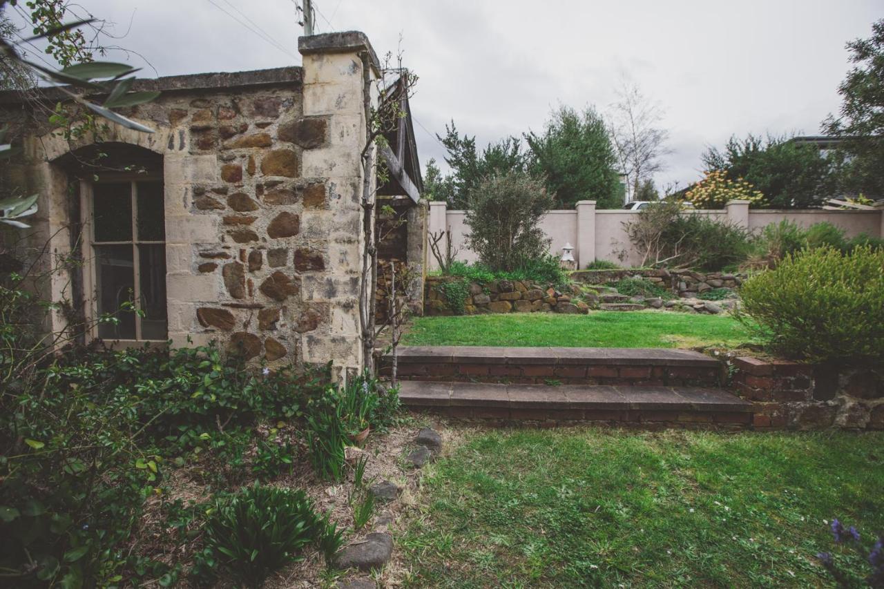 Abbey On Main - Unique Heritage Listed Property Overlooking The Huon River Franklin Exterior foto
